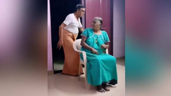 लुंगी और सफेद बनियान में डांस