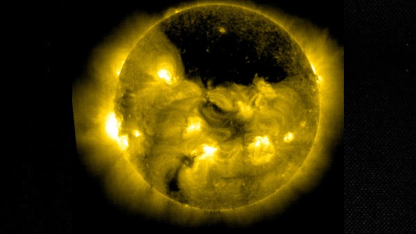 सौर मलबे में क्या-क्या है?