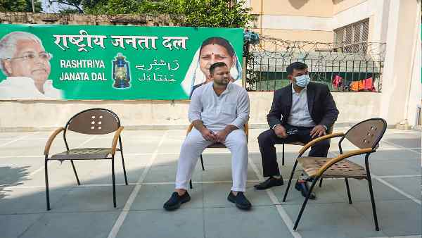 3 नवंबर के उपचुनावों से बदलेगा समीकरण ? 3 नवंबर के उपचुनावों से बदलेगा समीकरण ?