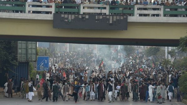 प्रदर्शन में भारी हिंसा की आशंका प्रदर्शन में भारी हिंसा की आशंका