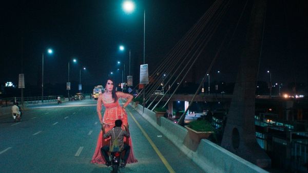 समीक्षकों को पसंद आई फिल्म