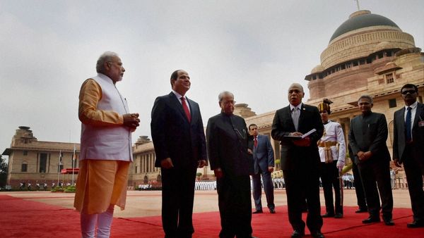 मिस्र के राष्ट्रपति को आमंत्रित करने की वजह? मिस्र के राष्ट्रपति को आमंत्रित करने की वजह?