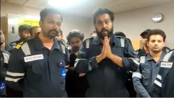 नाइजीरिया के इशारे पर गिनी नौसेना ने पकड़ा
