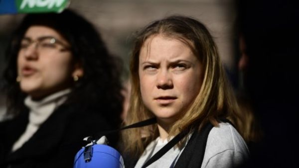 'स्वीडन की नीतियां जलवायु कानूनों के खिलाफ' 'स्वीडन की नीतियां जलवायु कानूनों के खिलाफ'