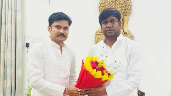 VIP उम्मीदवार नीलाभ बढ़ा सकते हैं JDU-BJP की मुश्किलें