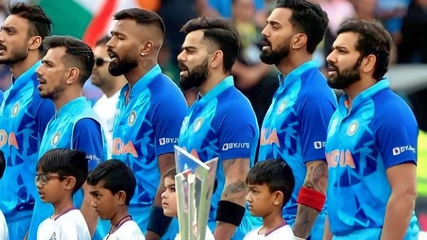 शांत और संयमित होकर प्रदर्शन किया शांत और संयमित होकर प्रदर्शन किया