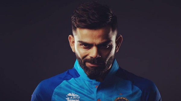 कोहली ने टीम के साथियों को कहा शुक्रिया कोहली ने टीम के साथियों को कहा शुक्रिया