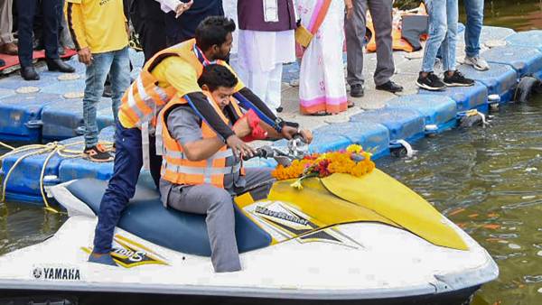 Water Sports का लुत्फ़ उठाने के लिए हो जाएं तैयार