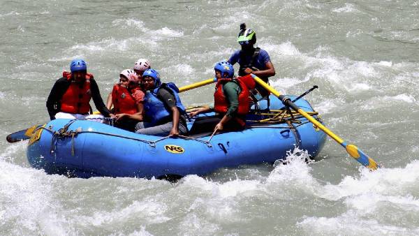 युवाओं के लिए भी जा रही खास प्लानिंग