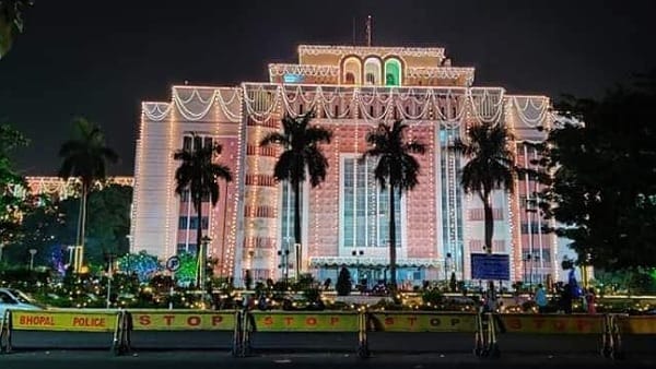 जन उत्सव के रूप में मनाया जा रहा स्थापना दिवस जन उत्सव के रूप में मनाया जा रहा स्थापना दिवस