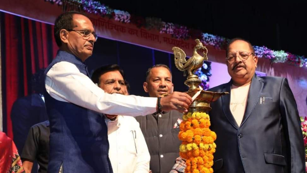 जीएसटी चुकाने में छोटे जिलों के व्यापारी सबसे आगे जीएसटी चुकाने में छोटे जिलों के व्यापारी सबसे आगे