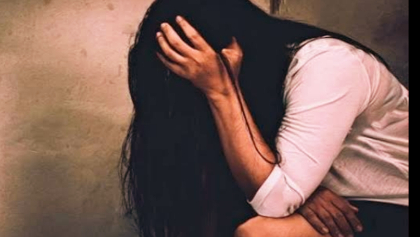 लिव इन रिलेशन के शपथ पत्र पर कराए साइन 