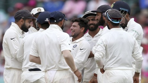 कुलदीप यादव ने रचा इतिहास