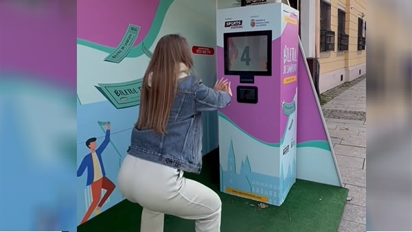 व्यायाम कर पैसा बचाएं