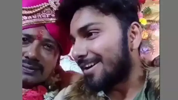 बिन बुलाए बाराती वाले वीडियो की सच्चाई बिन बुलाए बाराती वाले वीडियो की सच्चाई