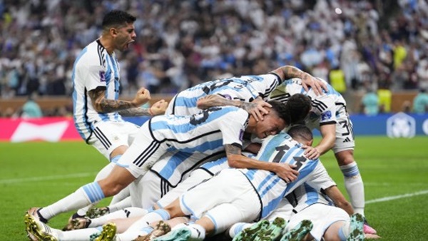 फ्रांस की जबरदस्त वापसी