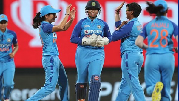 दोनों टीमों में शामिल थे ये खिलाड़ी