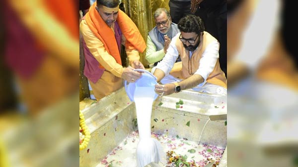 अभिषेक बच्चन मंदिर में किए दर्शन पूजन