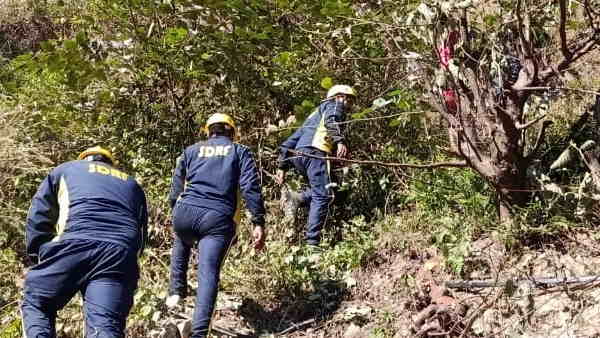 almora accident wedding bridegroom 