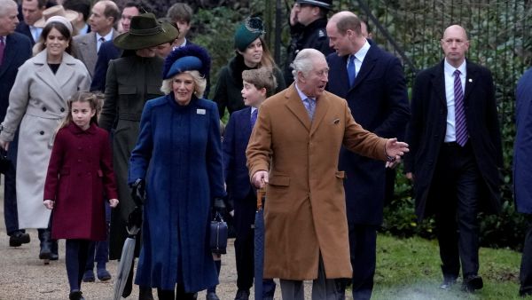 महारानी के निधन के बाद शाही परिवार