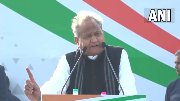 अलवर से अशोक गहलोत की बड़ी घोषणा