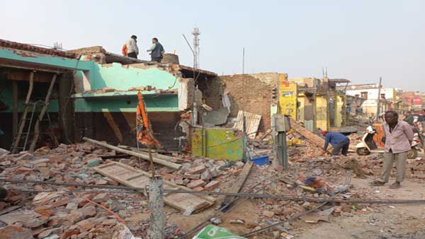 uttar pradesh Ayodhya reconstruction working demolition like war place uttar pradesh Ayodhya reconstruction working demolition like war place