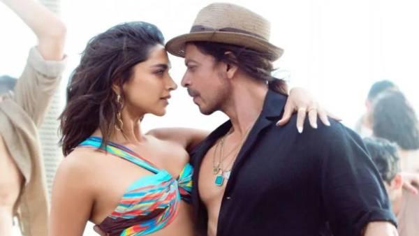 भगवाधारियों के निशाने पर शाहरुख और दीपिका