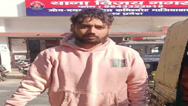 दूसरे पति से बात करना नहीं हुआ बर्दाश्त