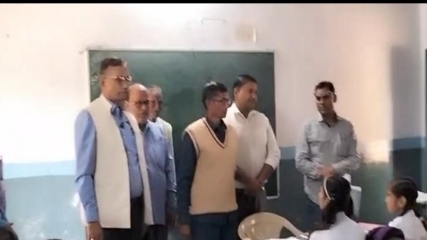 1 दिन का अधिकारी बनकर रमेश श्रीवास हुए बेहद खुश