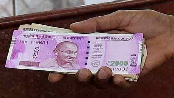 कई चीजों पर निर्भर नोटों की छपाई