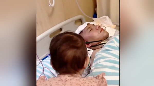 अब तक इलाज में 70 लाख खर्च कर चुकी है नी अब तक इलाज में 70 लाख खर्च कर चुकी है नी