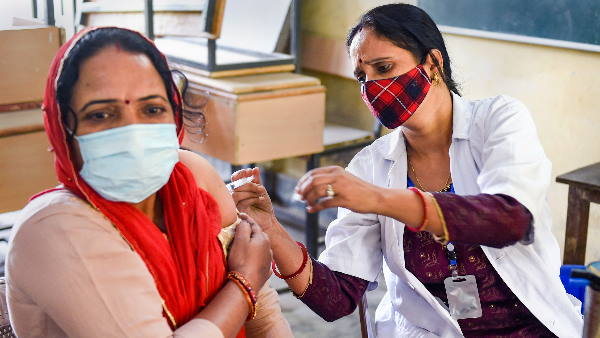 क्या सालाना बूस्टर लगवाने की आवश्यकता है ?