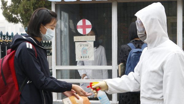 दक्षिण कोरिया हालात खराब