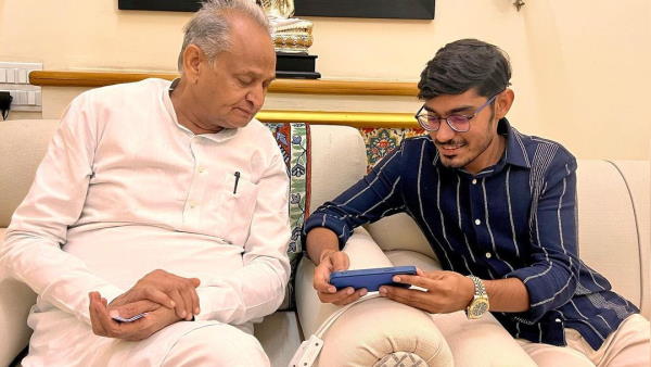 अमित शर्मा ने बना रखा है अपना स्‍टूडियो