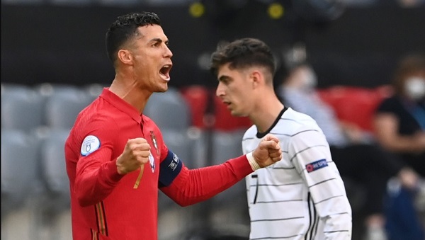 Cristiano Ronaldo Cristiano Ronaldo
