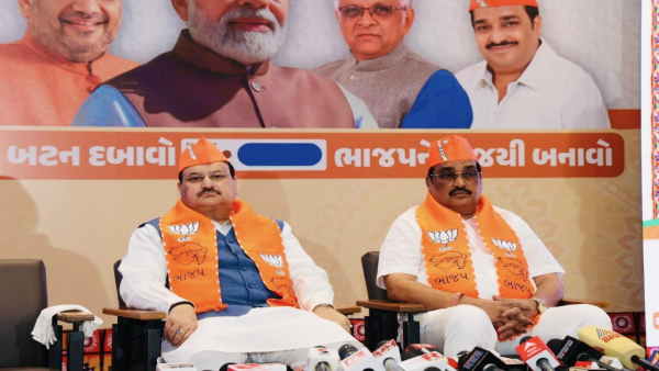 जानिए कौन हैं सीआर पाटिल
