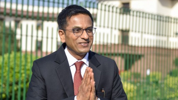 'नैतिकता क्या है? को बता सकता है...?'