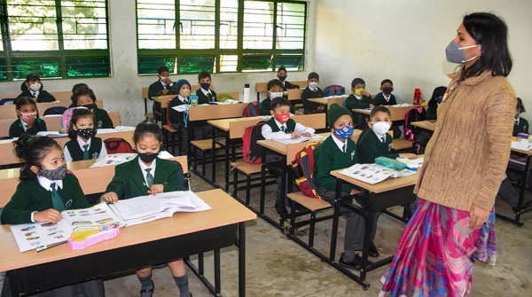 क्लास टीचर को रिकॉर्ड रखने का निर्देश क्लास टीचर को रिकॉर्ड रखने का निर्देश