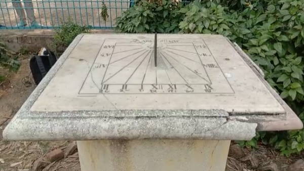 सूर्य की रोशनी की परछाई बताती है सटीक समय