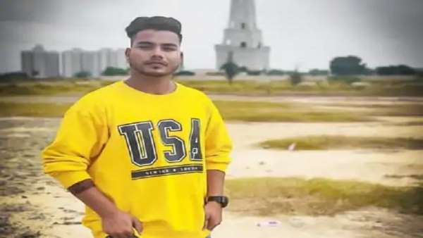 02 नवम्बर 2022: मोटिवेशन गैंग ने सिंगर के किये 10 टुकड़े