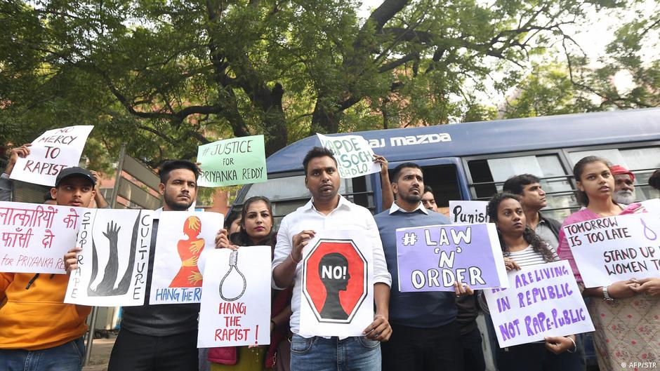 बलात्कार के मामले कम नहीं हुए