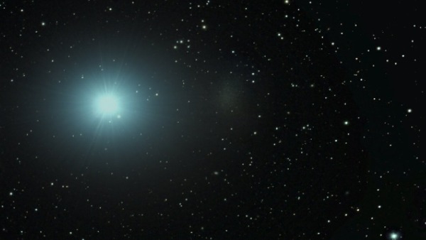 मरते हुए तारे की ब्लैक होल से भिड़ंत