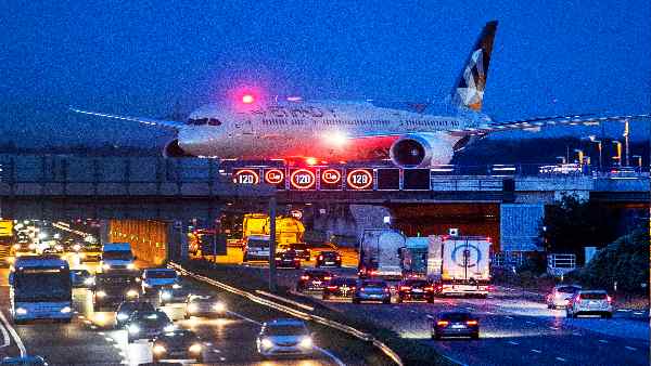 कार्बन बाजार किस प्रकार के होते हैं ?