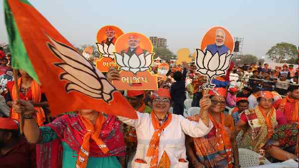 गुजरात में AAP और कांग्रेस से कैसे आगे निकली भाजपा ?