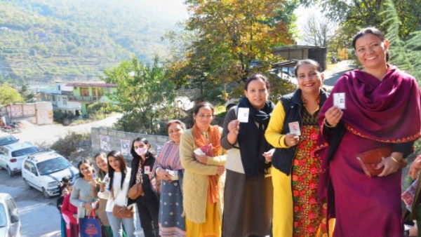 कांग्रेस और भाजपा दाे ही पार्टी है वैकल्पिक रूप से सत्ता में आ रही कांग्रेस और भाजपा दाे ही पार्टी है वैकल्पिक रूप से सत्ता में आ रही