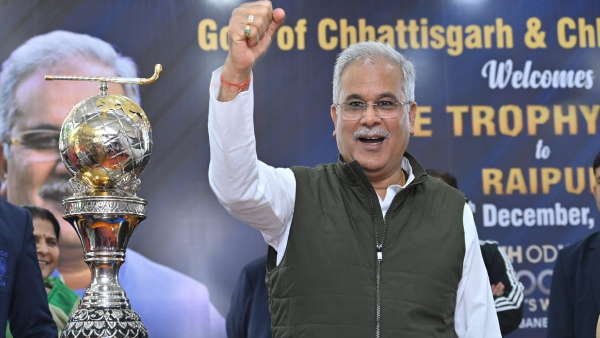 पहली बार हॉकी वर्ल्ड कप की ट्रॉफी रायपुर पहुंची 