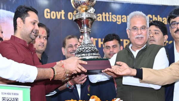 सीएम भूपेश ने किया स्वागत 