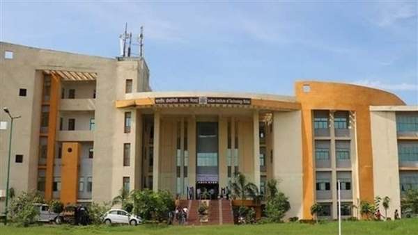 फाइनेंशियल हब के लिए मिले 55 करोड़