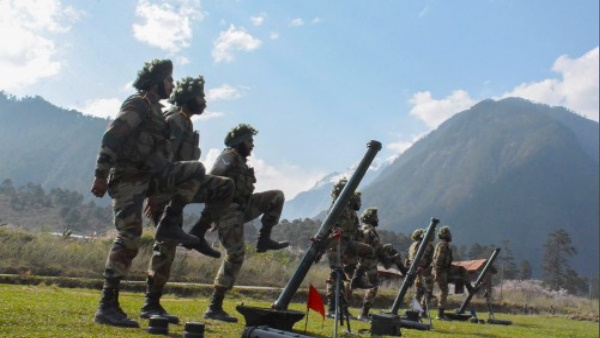 चीन भारत में सैकड़ों मील घुस आया है और आप.....