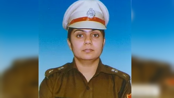  आईपीएस प्रीति जैन का सर्विस रिकॉर्ड